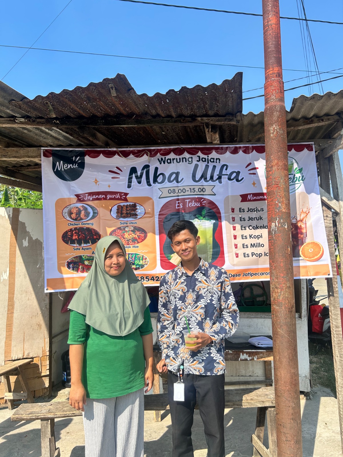 Pembuatan Banner Sebagai Media Promosi UMKM Desa Jatipecaron